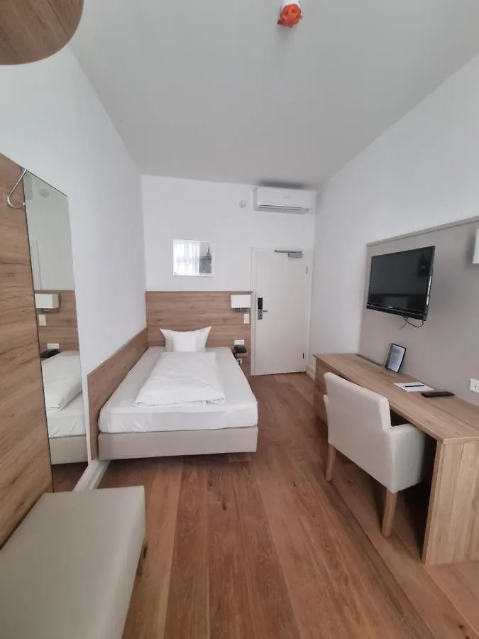 Hotel Perkeo Heidelberg 3*,  Almanya