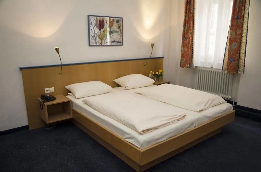 ***  Hotel Perkeo Heidelberg Almanya